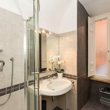 Lovely New Home, Via Nazionale Rome Exterior photo