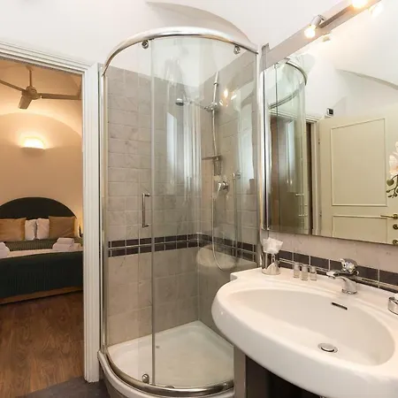 Lovely New Home, Via Nazionale Rome Exterior photo